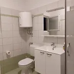 Karlo, * Pula