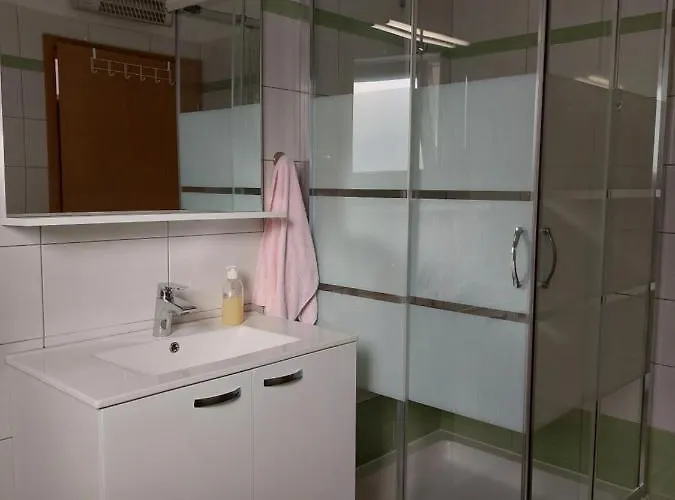 Apartman Karlo, Pula